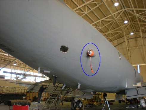 CPT 900 Beacon installed on a P3 Orion.